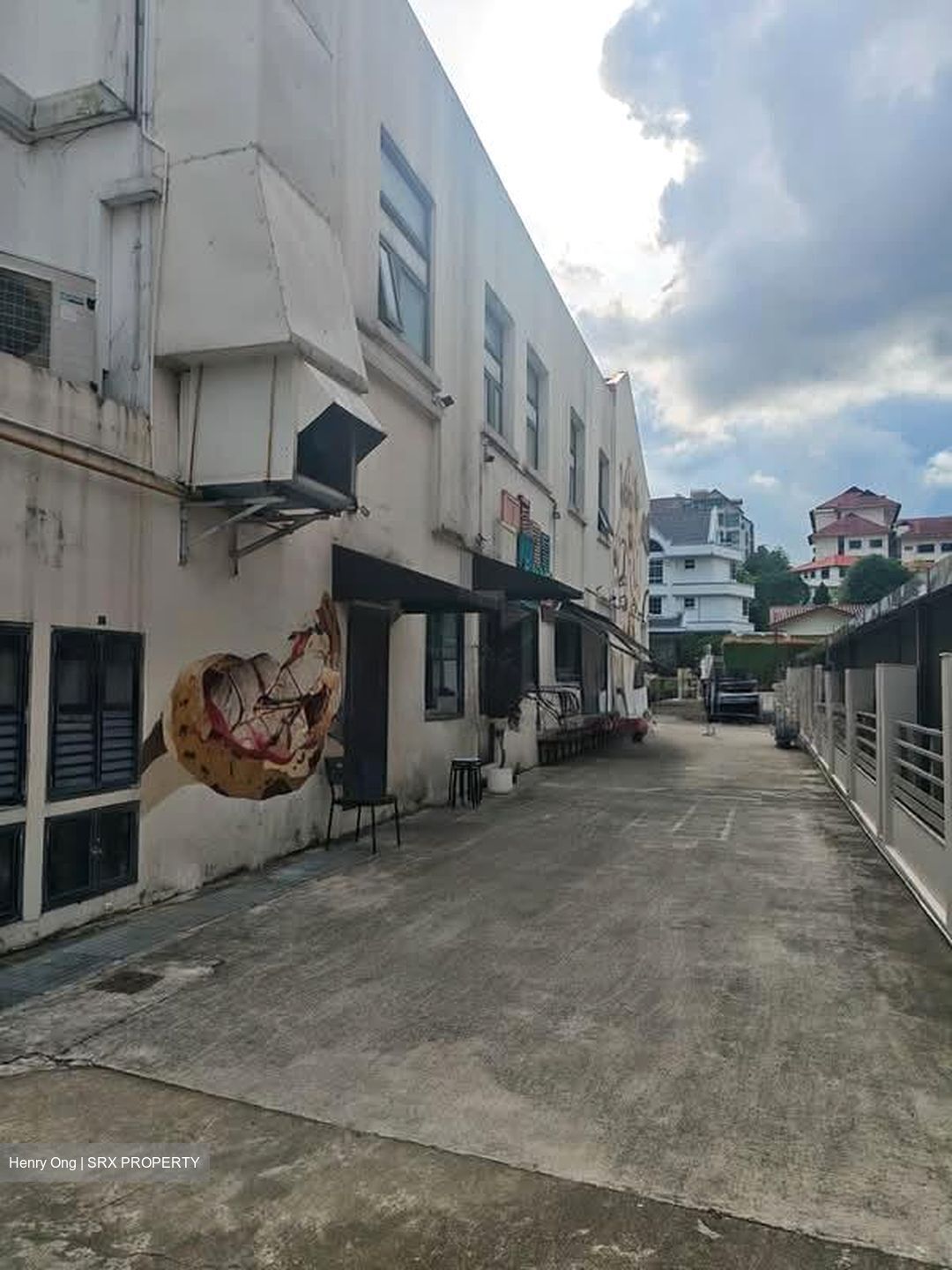 South Buona Vista Road (D5), Retail #576106091